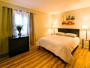 3 habitaciones, tabla de planchar con plancha y wifi gratis 