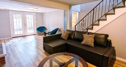 Comfortable and elegant 3BDR duplex, unit # 5
