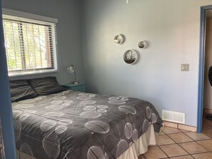 2 chambres, bureau, fer et planche à repasser, Wi-Fi gratuit