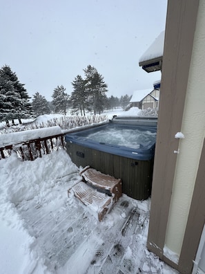 Bañera de hidromasaje exterior