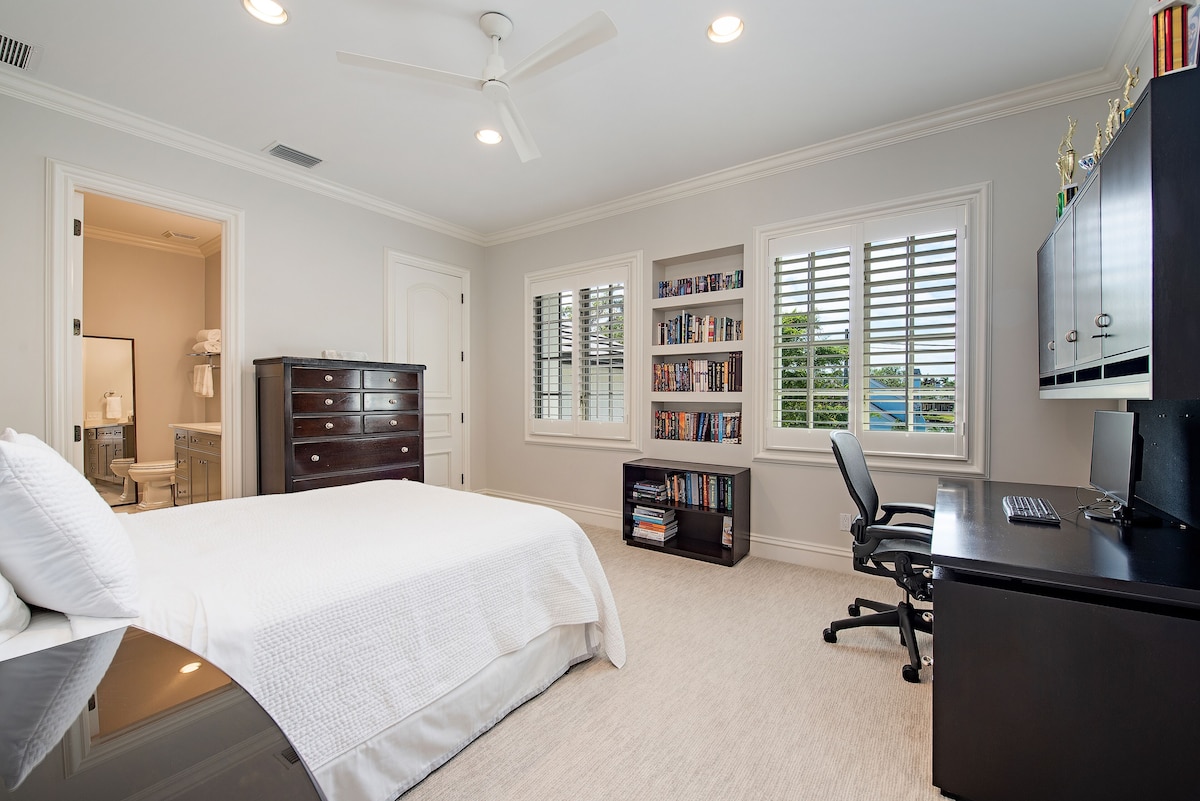 Photo 14 of Port Royal elegance for the traveler who desires the luxury and location.