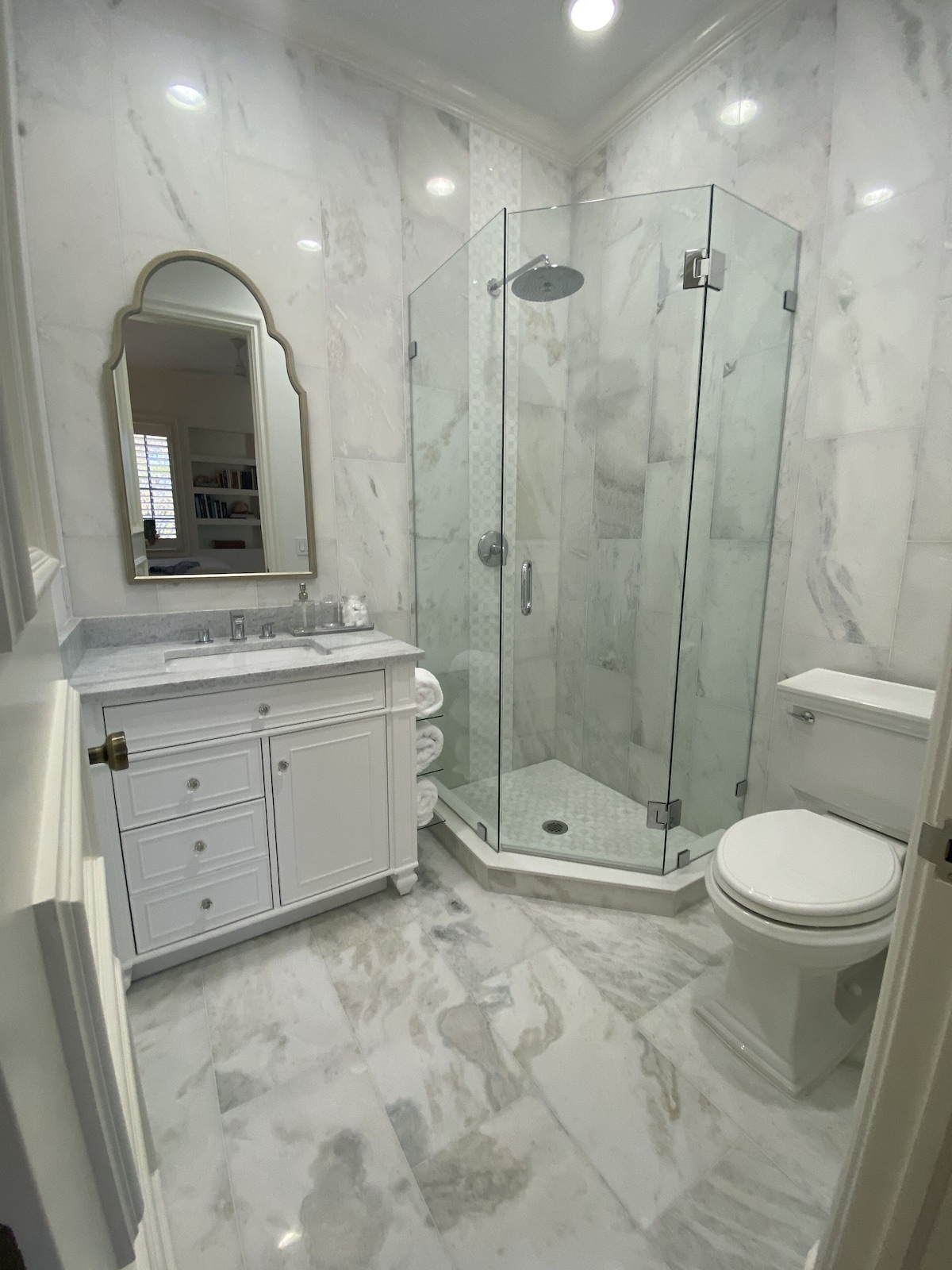 Photo 11 of Port Royal elegance for the traveler who desires the luxury and location.
