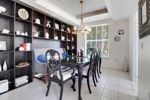Dining - Pelican Marsh Condo (Naples)