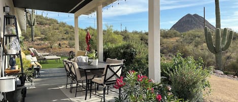 Outdoor dining