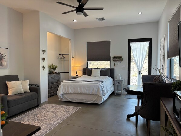 Desk, iron/ironing board, travel cot, free WiFi