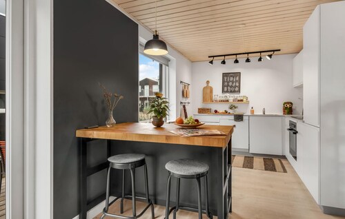 Awesome home in Slagelse with kitchen