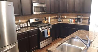 Cozy Transmountain El Paso Home with Garage, 4-Bed & 2-Living Areas