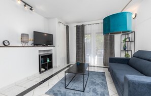 Smart-TV, Tischtennisplatte