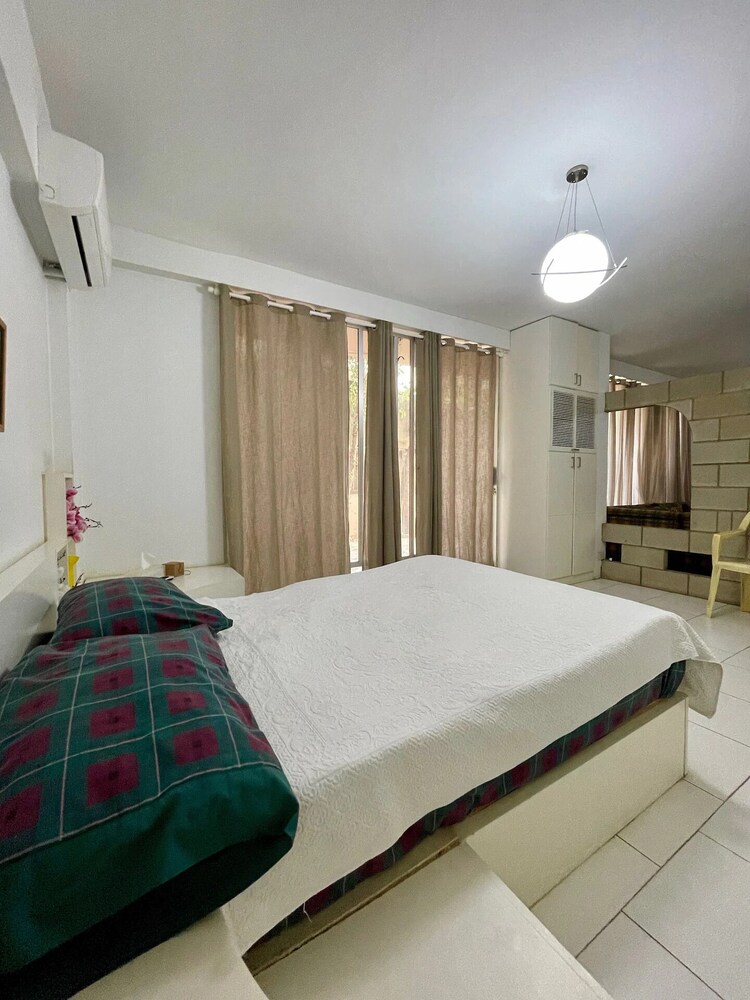 ⚡️24/7⚡️ Romantic Loft with Private Garden and Terrace Zouk Mosbeh Vrbo