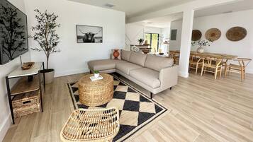 تلفزيون ذكي