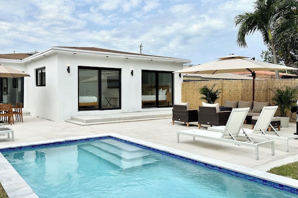 Beautiful 10x30 pool