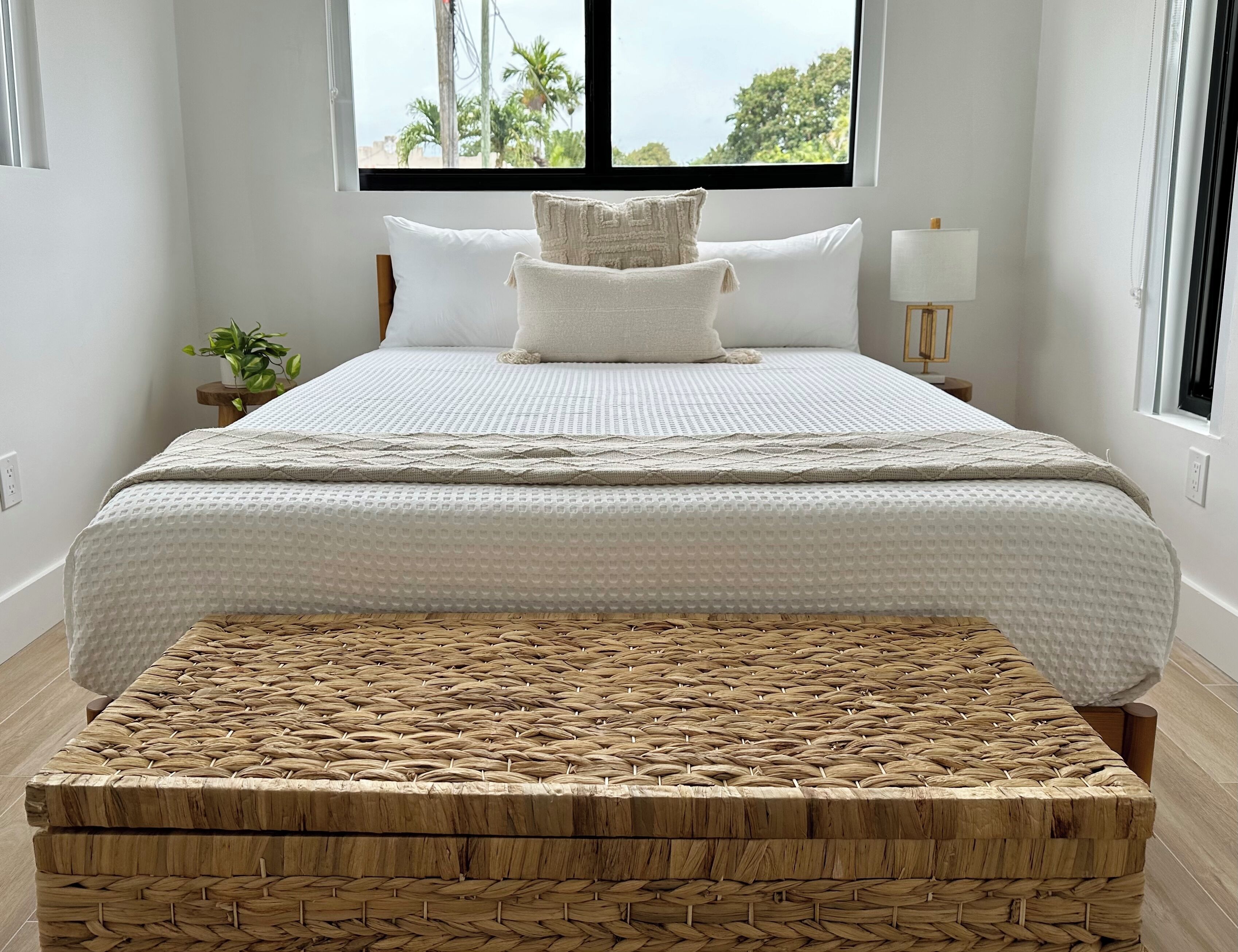 3 bedrooms, iron/ironing board, free WiFi, bed sheets