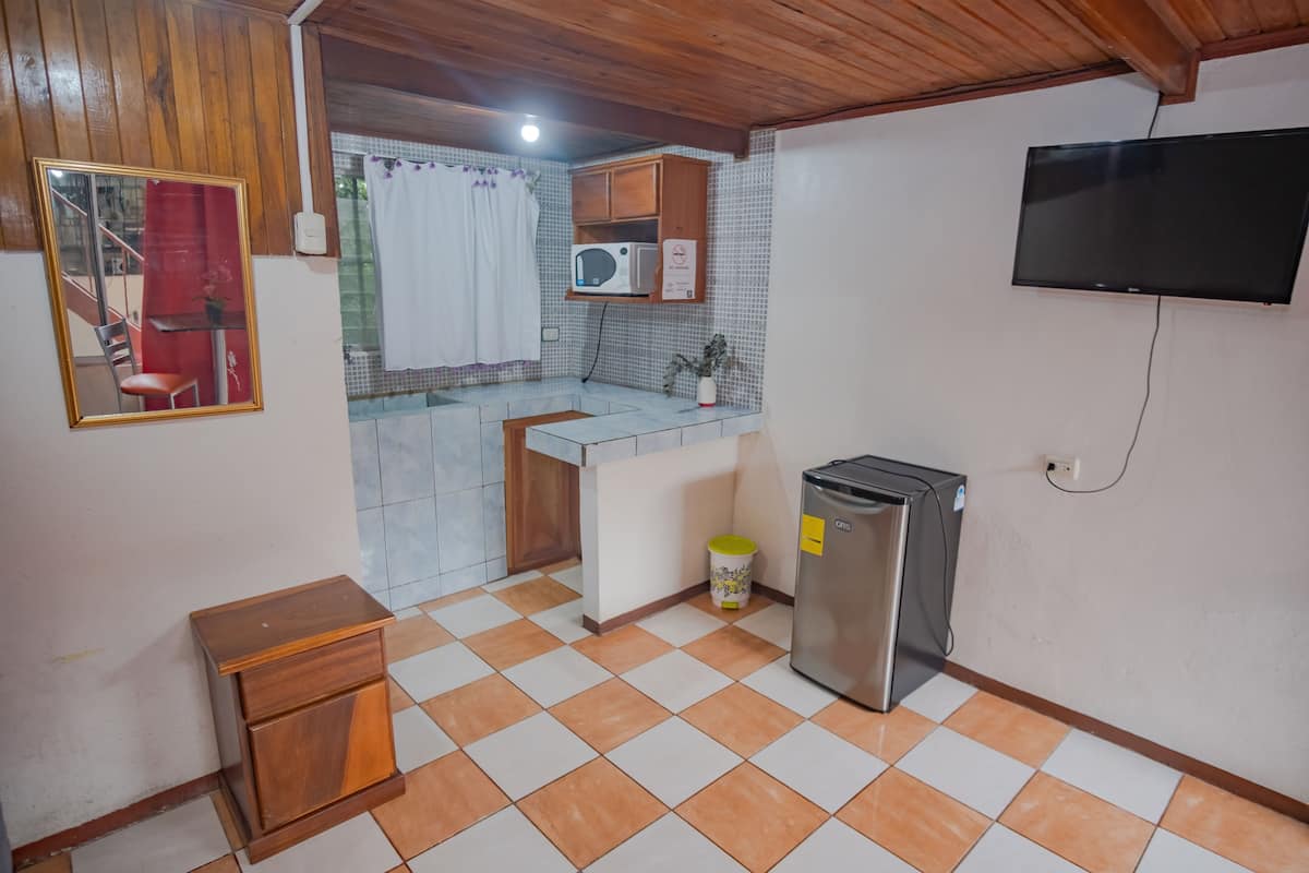 Quadruple Room | Badkamer