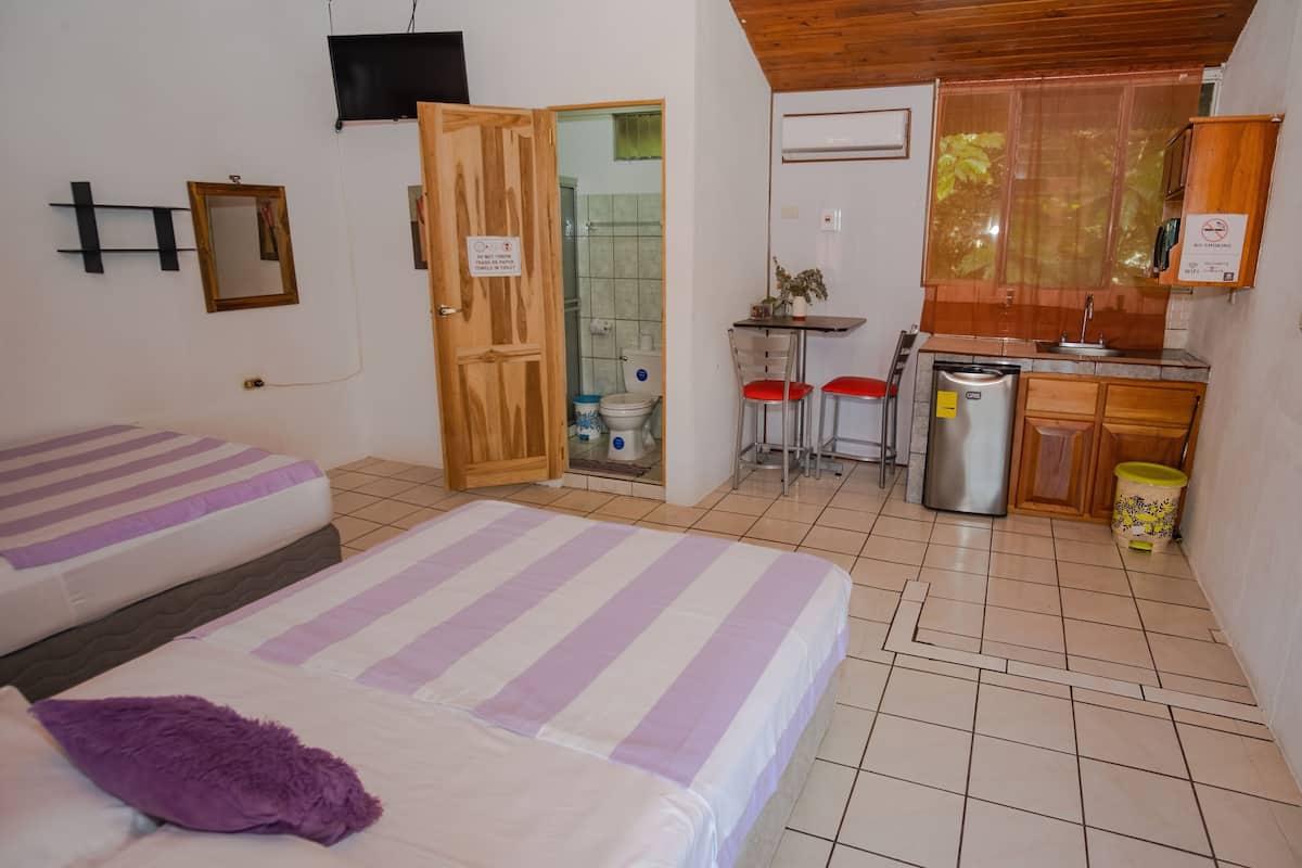 Quadruple Room | Gratis wifi, beddengoed