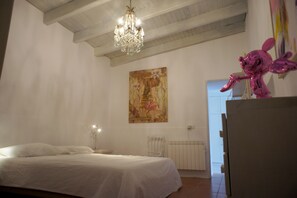 6 bedrooms, WiFi