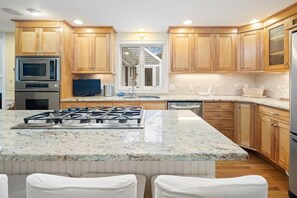 Fridge, microwave, oven, stovetop - Nauset Beach Retreat! Pool w/Spa & Gas Fire Pit (Orleans)