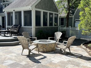 Outdoor dining - Nauset Beach Retreat! Pool w/Spa & Gas Fire Pit (Orleans)