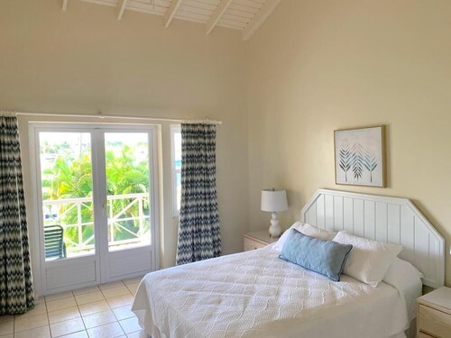Bay View #7 - 3 bedroom, 3.5-bath waterfront townhouse in a gated community in Rodney Bay