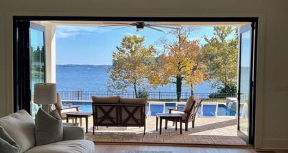 Brand New Luxurious Modern Farmhouse with Pool and Hot Tub - Beauitful Views!
