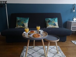 Interior - Orleans Studio - Near Train Station (ORLEANS)