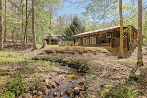 Exterior - BRAND NEW! Romantic bungalow w/hot tub- minutes from downtown Blue Ridge (Morganton)