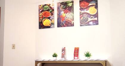 Luxury downtown Living just 3 minutes from hospital!