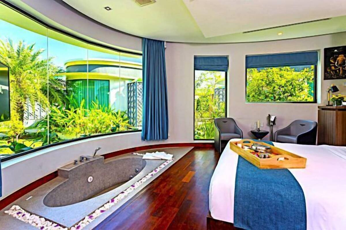 Ropa de cama de alta calidad, edredón, camas con pillow-top y minibar 