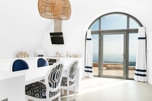 Dining - 5 bedroom luxury villa with pool and sea views (Pyrgos Kallistis)