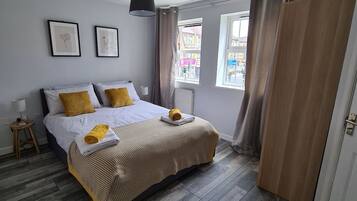 3 bedrooms, iron/ironing board, travel crib, free WiFi