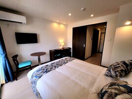 遮光窗簾/窗簾、熨斗/熨衫板、免費 Wi-Fi、床單