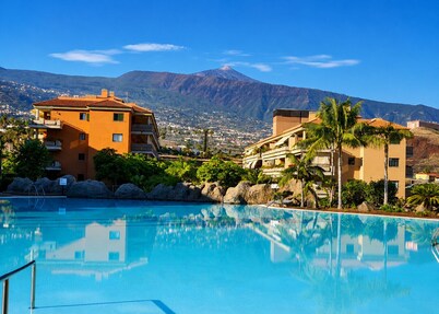 Apartment with pool and parking, Retama del Teide, Puerto de la Cruz