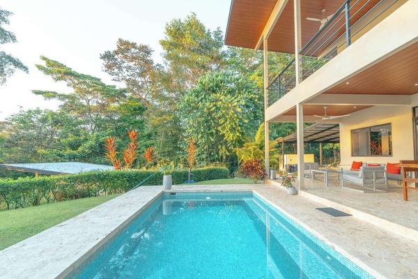 A spacious pool area, perfect for relaxation and entertaining.