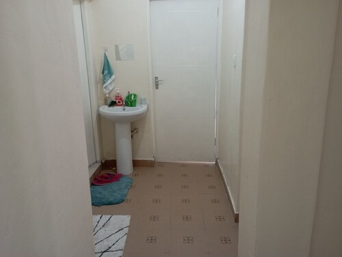 Cosy calm One bedroom apartment 5mins from Rongo town!!
