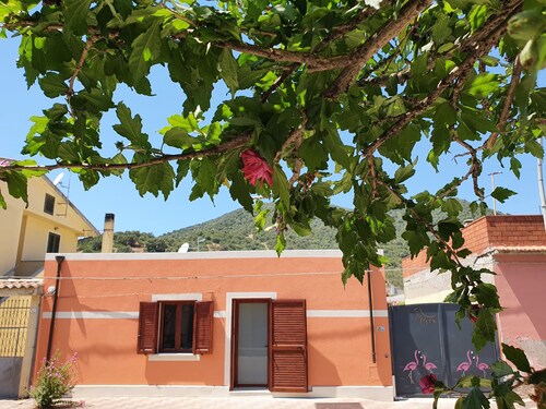 Modern villa with garden in charming South Sardinia