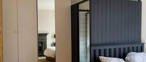 Maison | 4 chambres, accĂšs au Wi-Fi (inclus), literie fournie