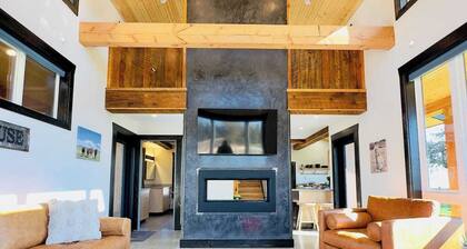 Eagle Cap Farms hosted owned and operated by Eagle Cap Vacation Rentals