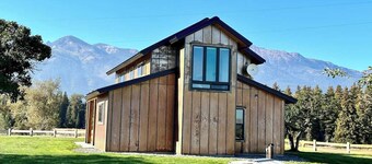 Eagle Cap Farms hosted owned and operated by Eagle Cap Vacation Rentals