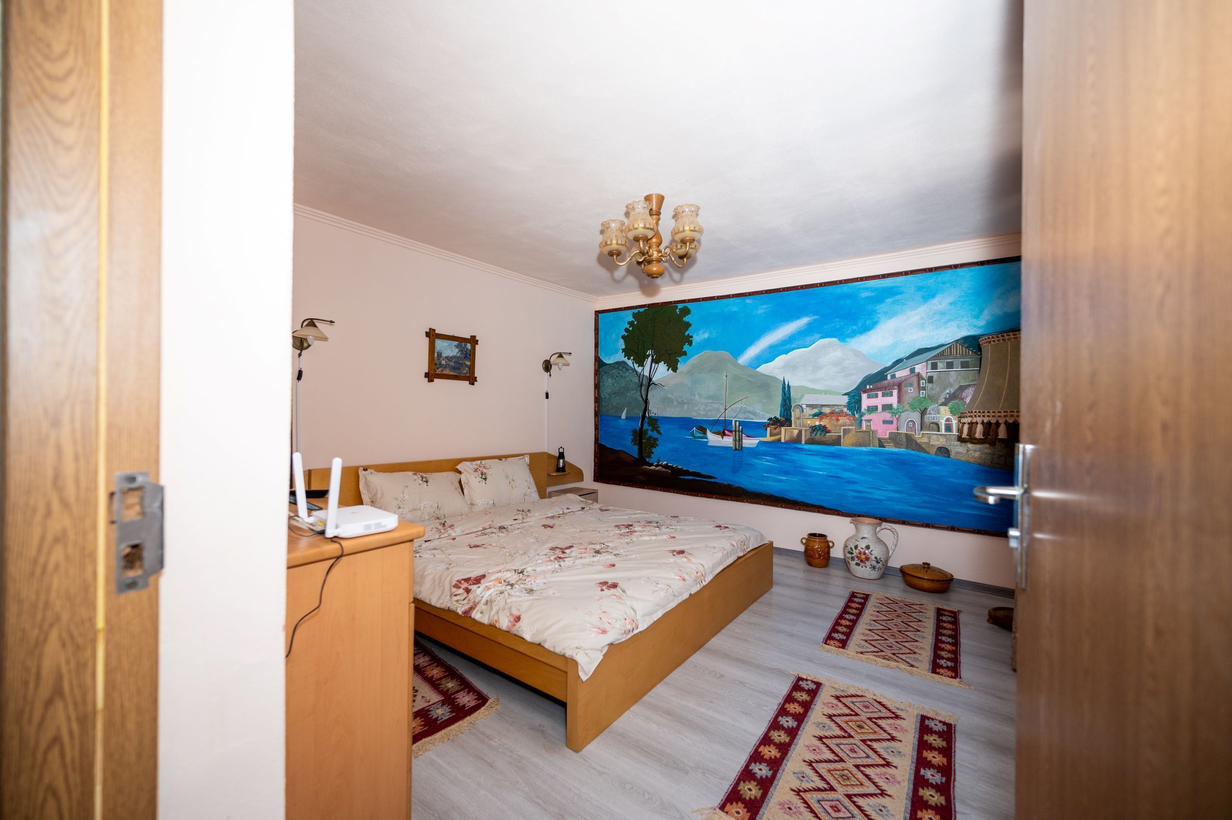 2 bedrooms, iron/ironing board, travel crib, free WiFi