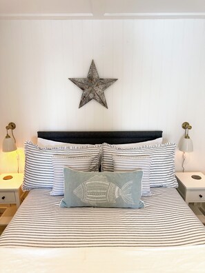 Cabin | 1 bedroom, iron/ironing board, free WiFi, bed sheets