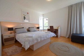 3 bedrooms, WiFi