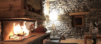 Chalet in the heart of the Haute Tarentaise. Sleeps 11-13