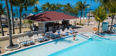Sea view villa overlooking the ocean