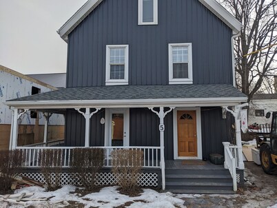 Flaminglet Micro-Suite *Downtown Wolfville*