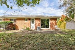 Exterior - The Gahanna Ranch - 3 BR - Airport (Gahanna)