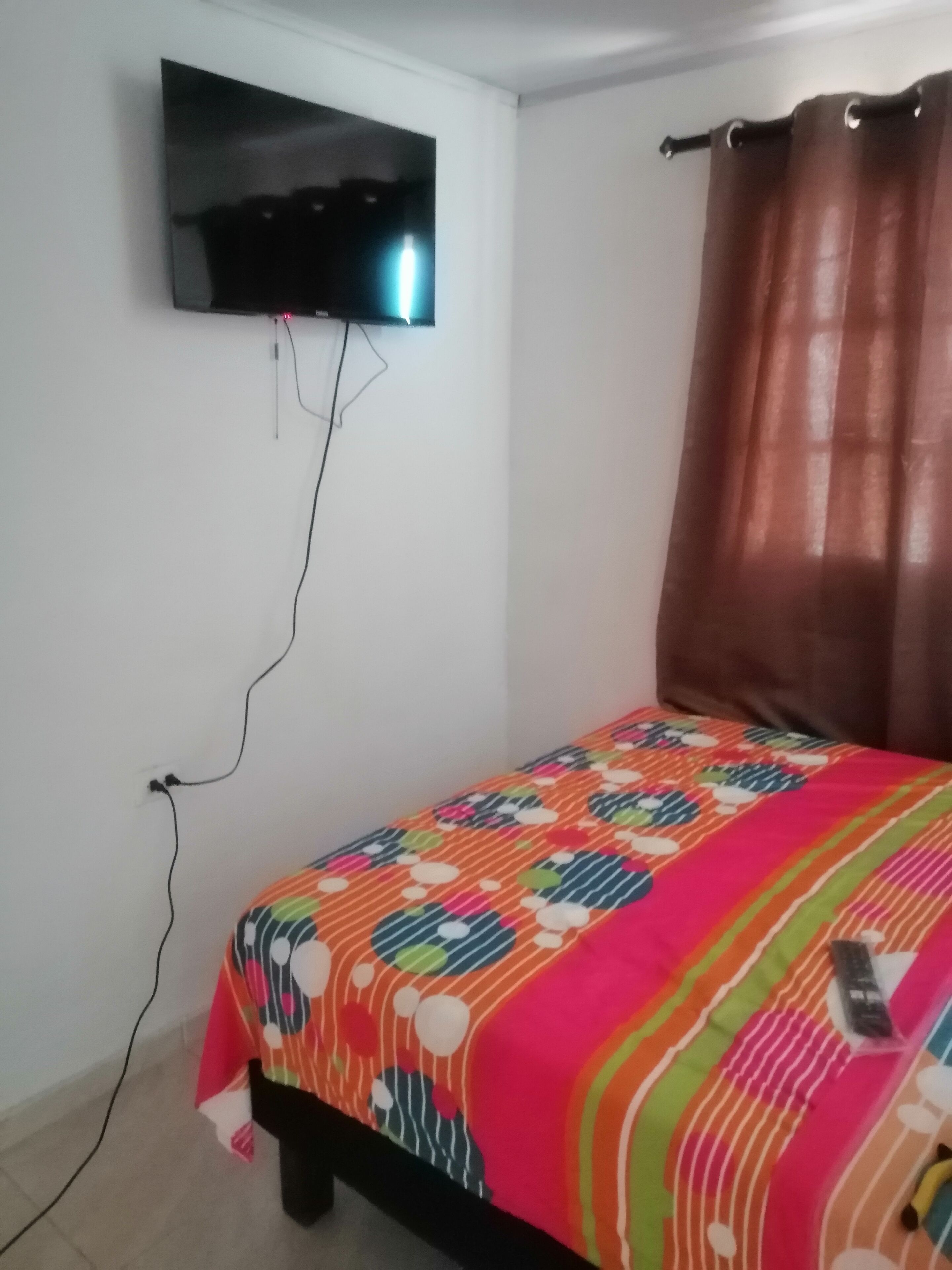 2 dormitorios, wifi gratis, ropa de cama
