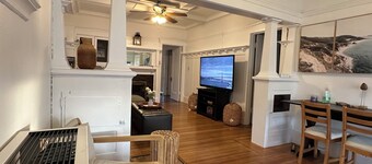 Two bedroom house close to downtown Oakland