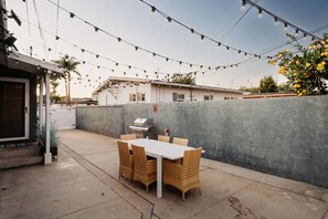 Outdoor dining - Coastal Lagoon | Pool Heating | Games | Air Hockey (Long Beach)