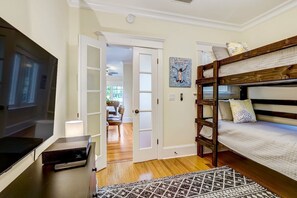 3 soverom, wi-fi (inkludert) og sengetøy