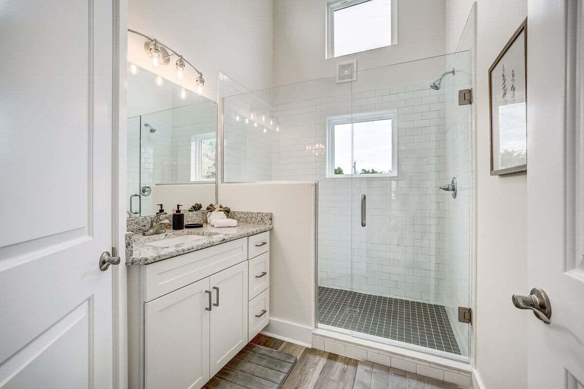 Photo 41 of LUX Riberia – 315 | 12-min walk to Historic DTN