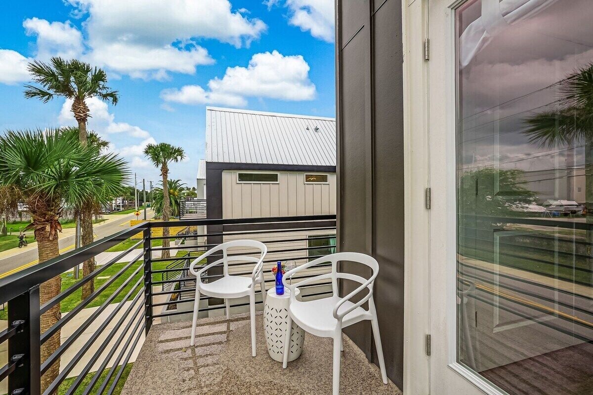 Photo 20 of LUX Riberia – 315 | 12-min walk to Historic DTN